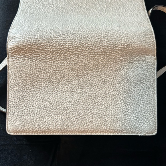 Coach White Leather Clutch with Gold Hardware - Picture 4 of 6